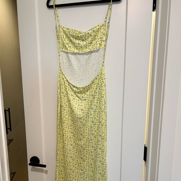 Ditsy Floral Print Maxi Dress - Picture 3 of 3